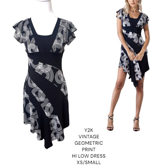 Y2K VINTAGE DRESS GEOMETRIC GRAPHIC BLACK WHITE‎ PRINT HI LO SIZE XS/SMALL - Picture 1 of 3